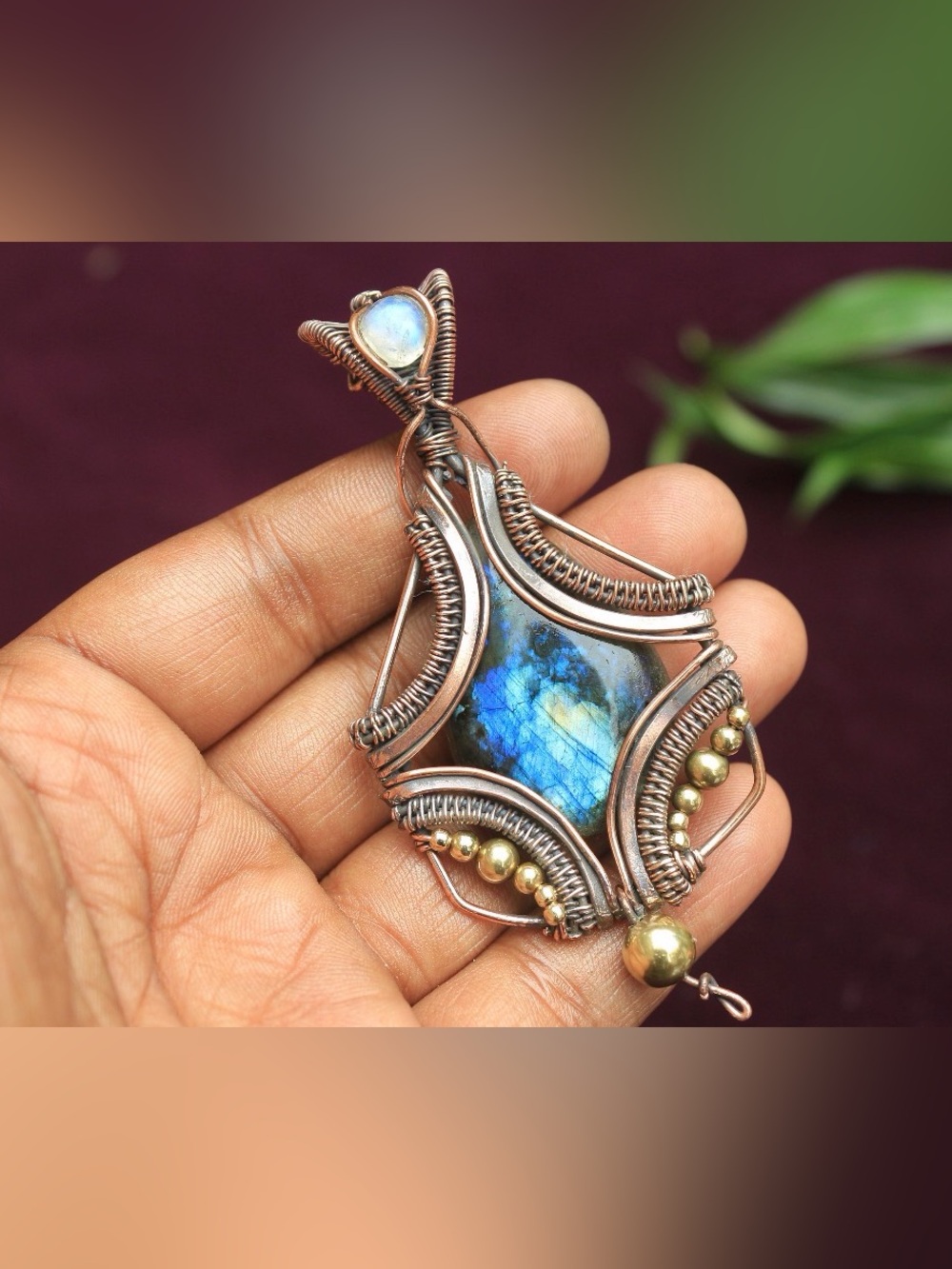 Handcrafted Blue Labradorite Pendant with Copper Wire Wrap - Unbranded
